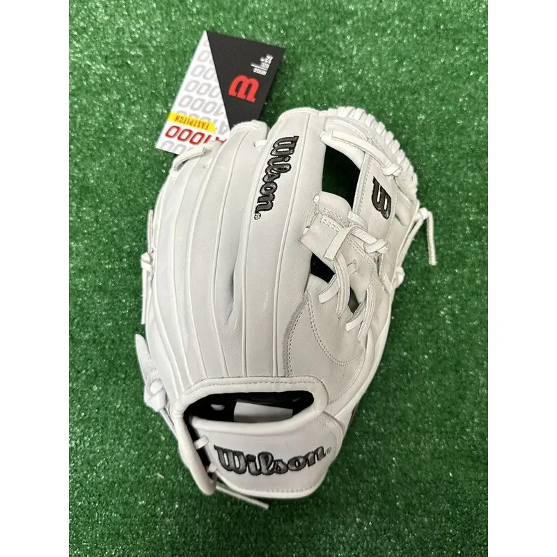 Wilson A1000 12" H12 Infield Fastpitch Softball Glove - WBW10259012