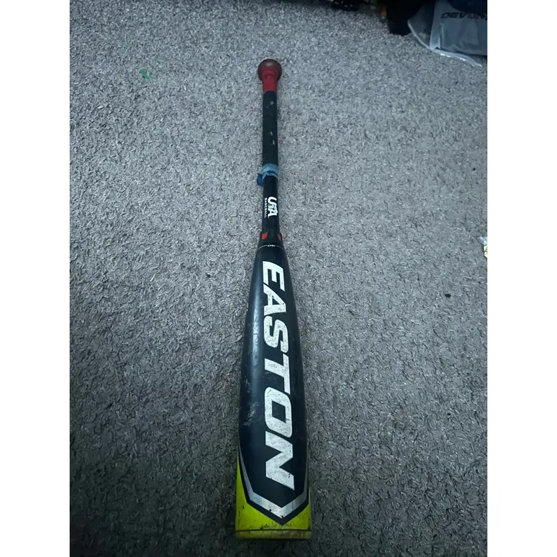 Easton ADV Composite Bat (-10) 18 oz 28" (Used)