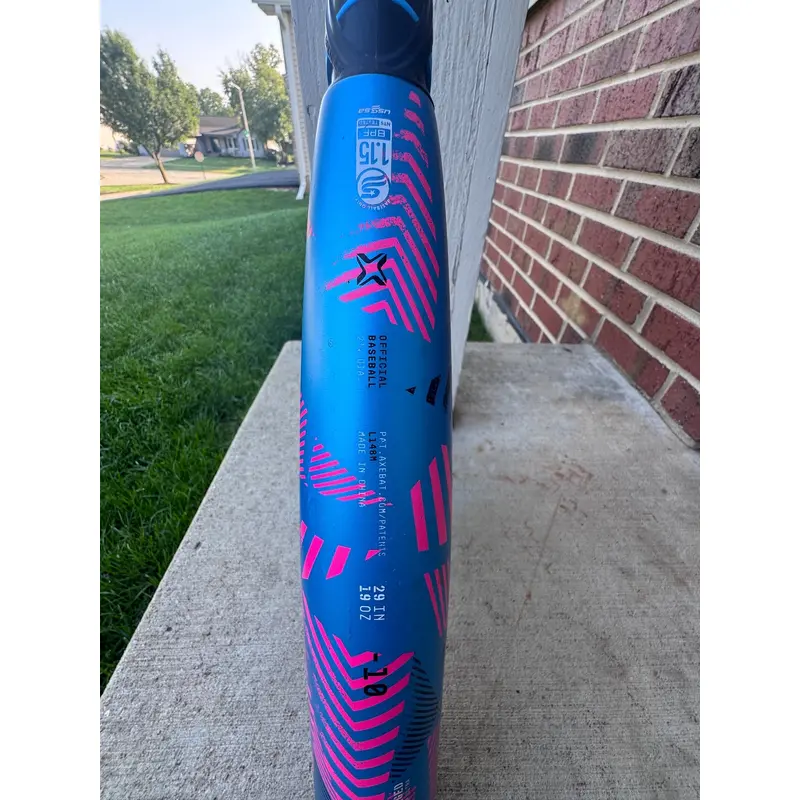 2024 AXE Avenge Pro Composite USSSA Certified Bat (-10) 19 oz 29" (Used)