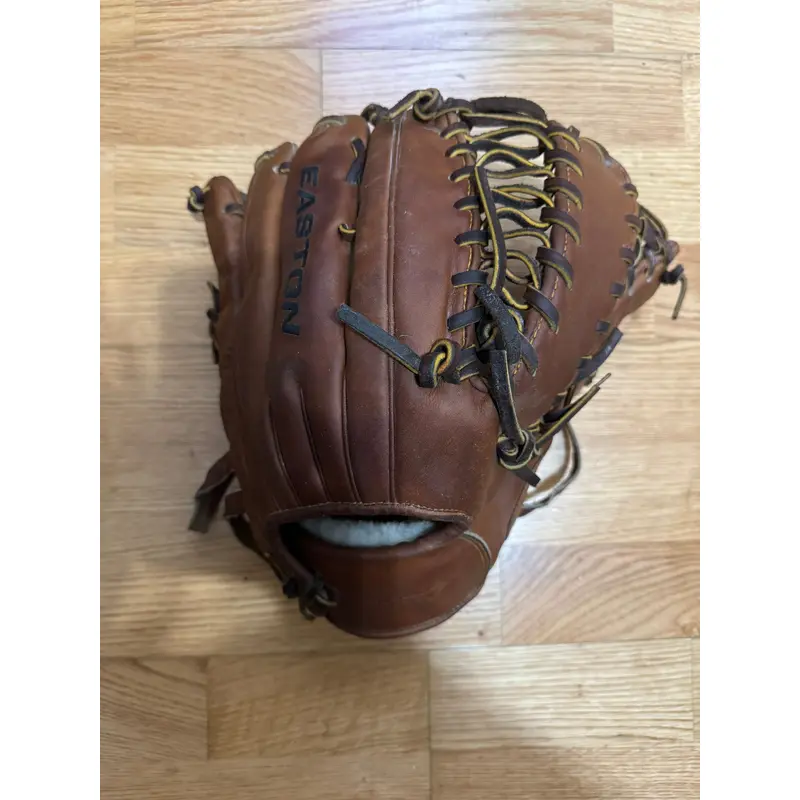Easton Pro Collection RH Baseball Glove 12.75" (Used)