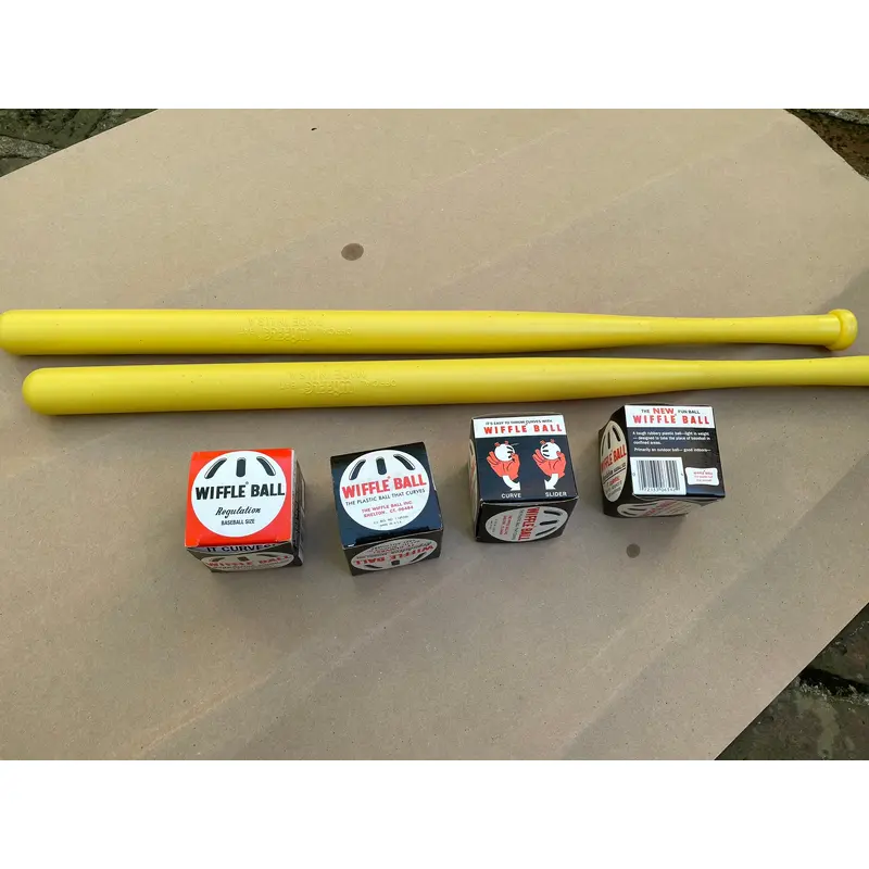 BRAND NEW - 2 WIFFLE Bats & 4 WIFFLE Balls