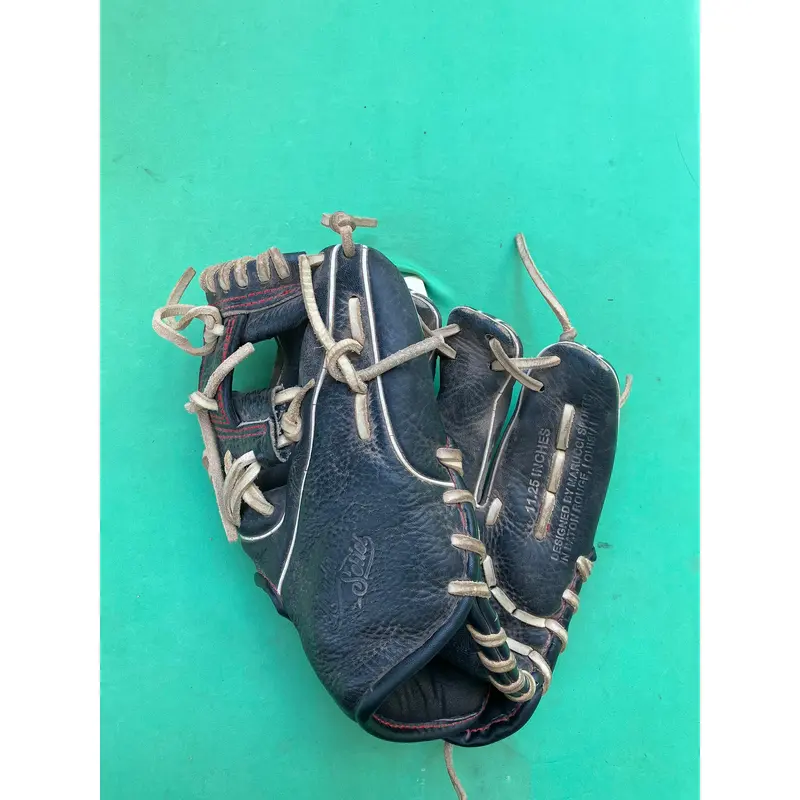 Brown Marucci Acadia RH Baseball Glove 11.25" (Used)