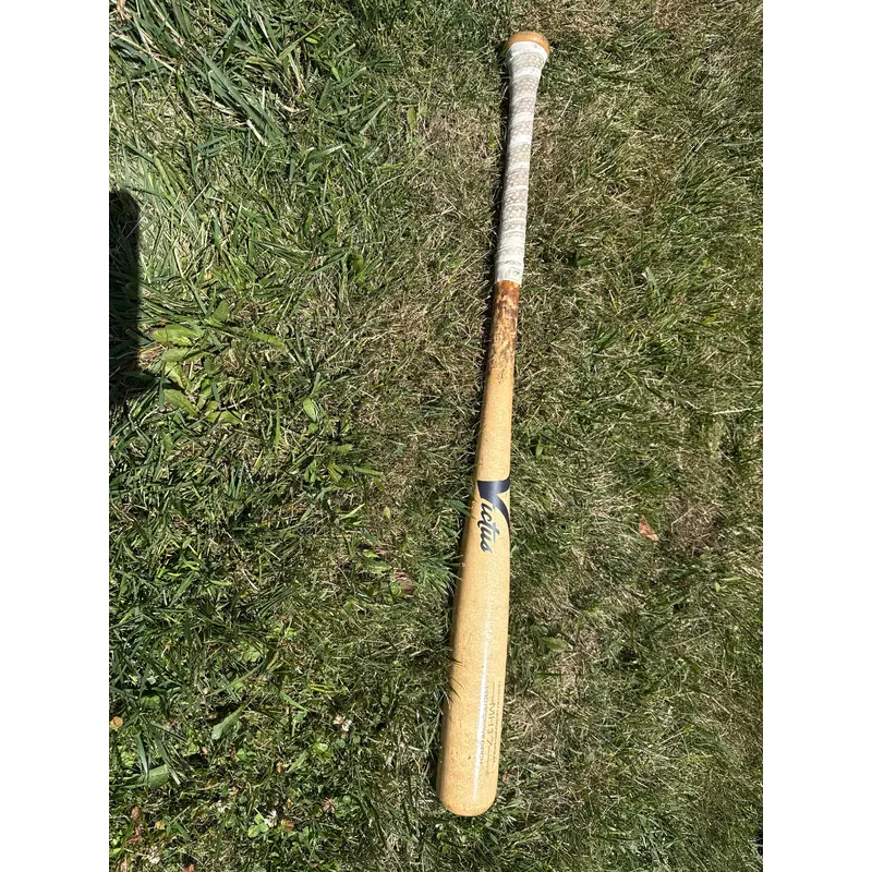 Victus MH17 Birch BBCOR Certified Bat (-3) 29 oz 32" (Used)