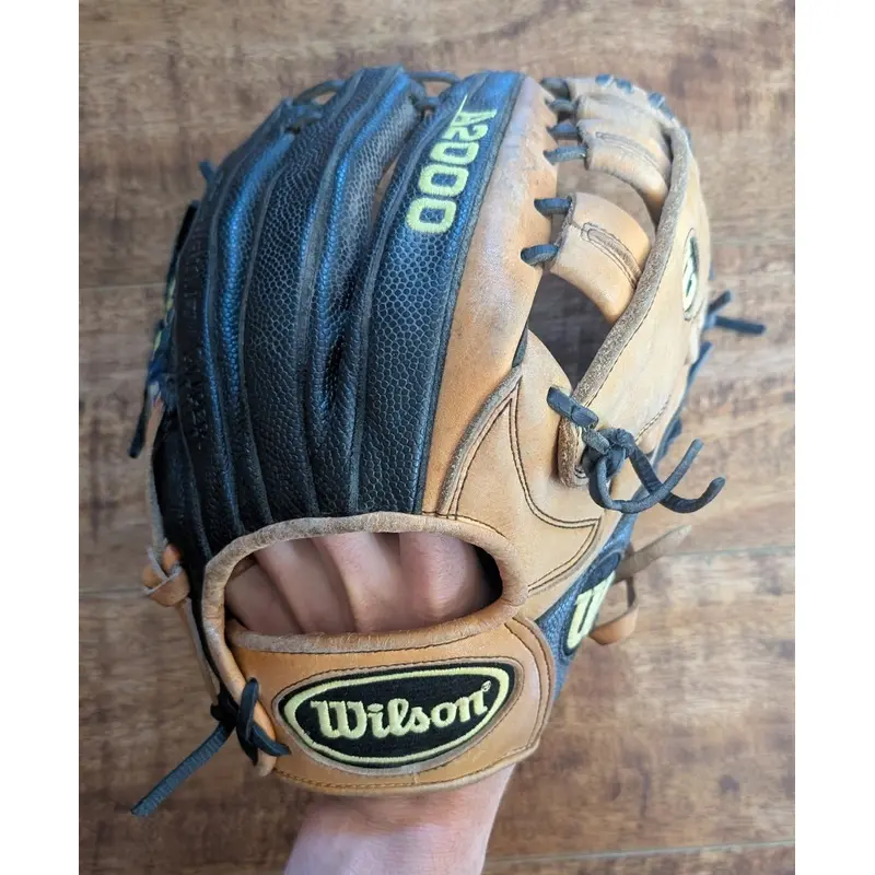 Wilson A2000 1784 12"