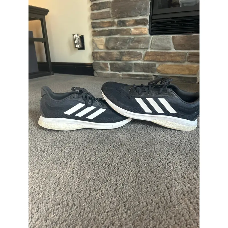 Black Men's Adult Size M 11.5 (W 12.5) Adidas Supernova Shoes (Used)