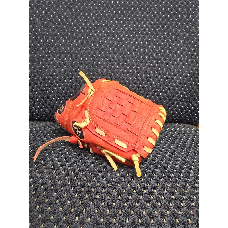RH Rawlings Player series Baseball Glove 9.5" (Used)