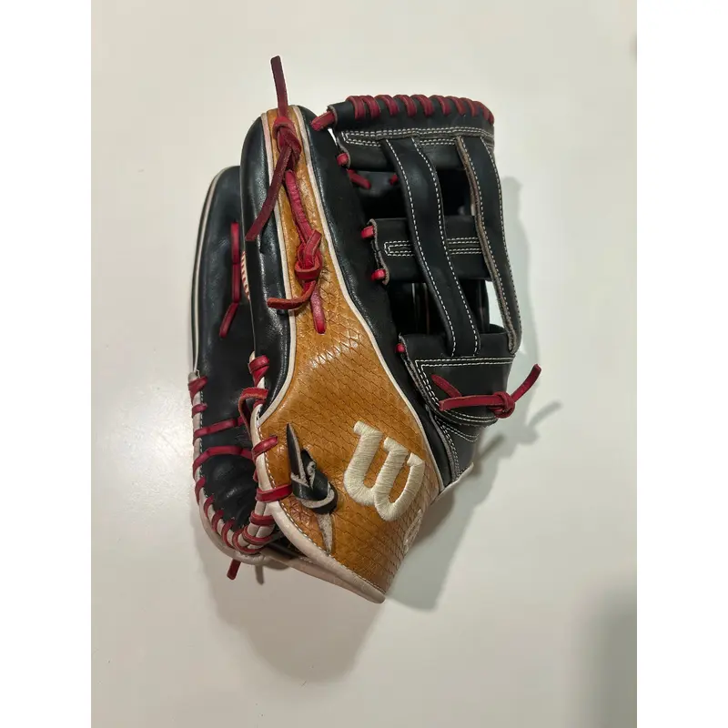 Wilson A2K 1799 12.75 Outfield Glove