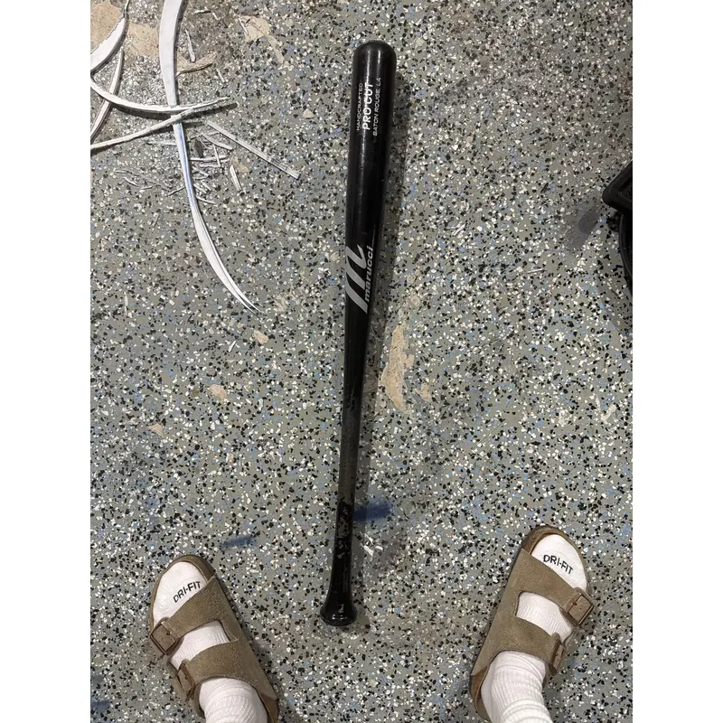 Marucci Pro Cut Maple Bat (-5)  26 oz 31" (Used)