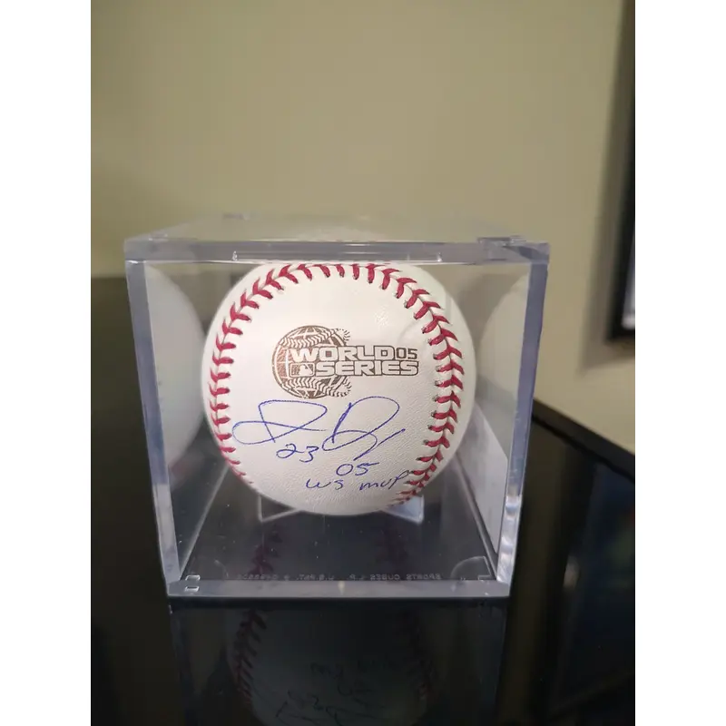 Official 2005 MLB World Series Baseball Signed by World Series MVP Jermaine Dye