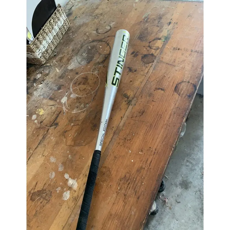 Stinger Nuke Alloy BBCOR Certified Bat (-3) Alloy 30 oz 33" (Used)