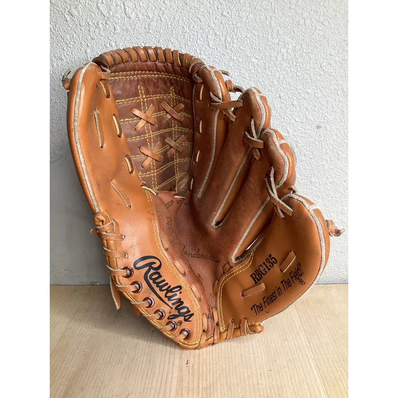 Brown Rawlings Right Hand Throw Baseball Glove 10" (Used) Rickey Henderson RBG135