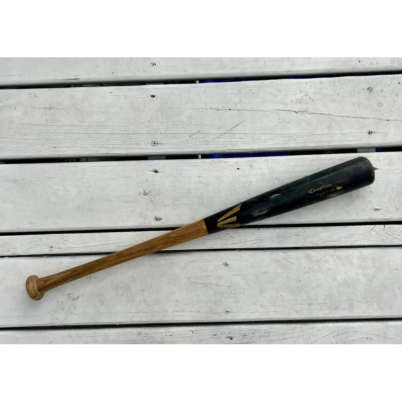 Easton Bat    27" (Used)