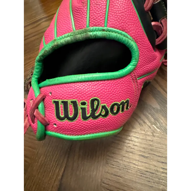 2024 Infield RH Wilson Baseball Glove 11.5" (Used)