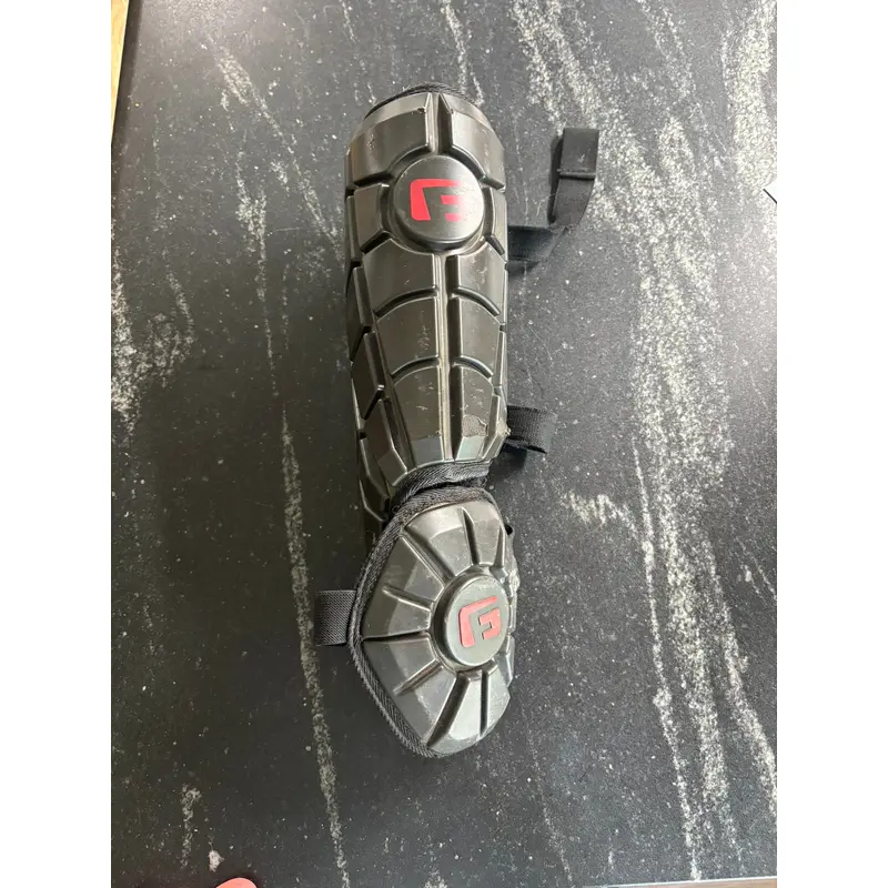 g form leg guard