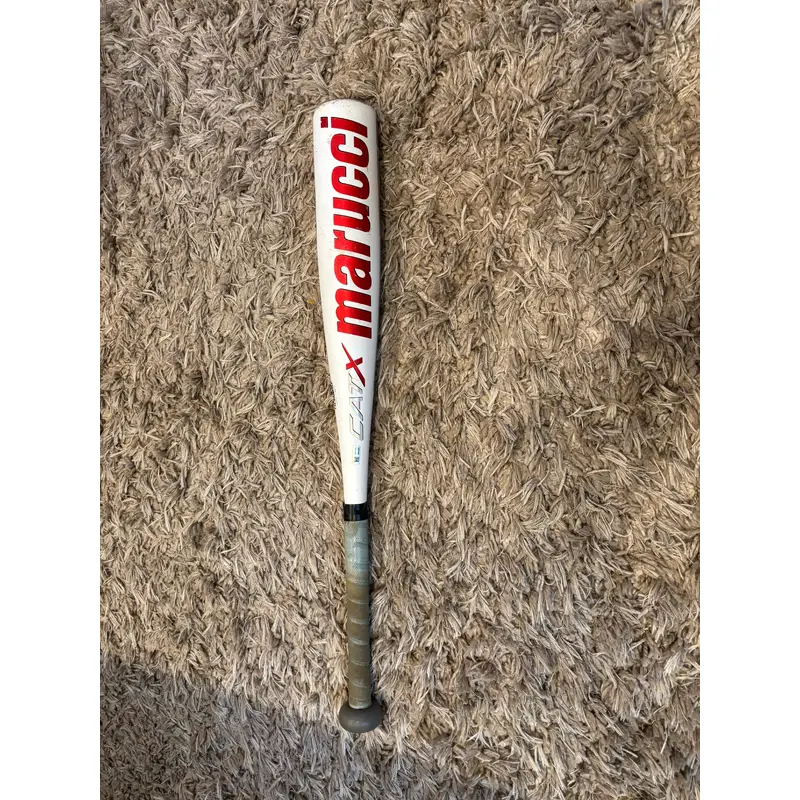 Marucci CATX Alloy Bat (-10) 16 oz 26" (Used)