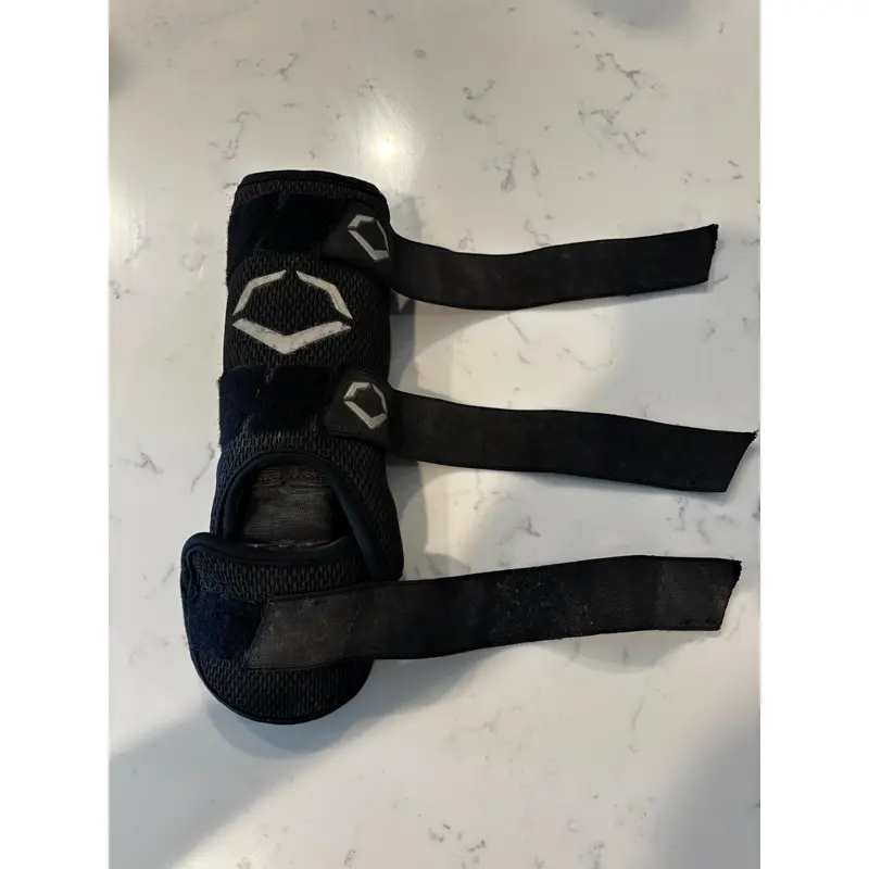 Used Evoshield leg guard