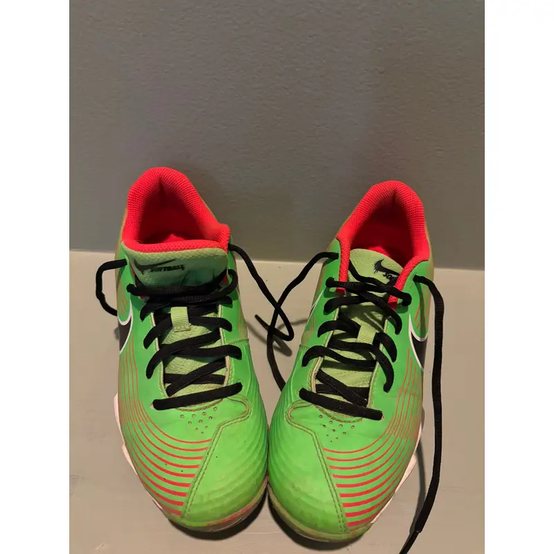 Kid's 6y Youth Nike Low Top FastFlex (Used)