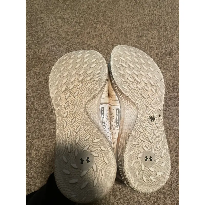 Men's Size M 11.0 (W 12.0) Under Armour (Used) Shoes