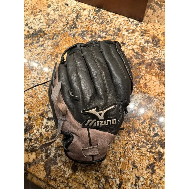 Mizuno Prospect Baseball Glove