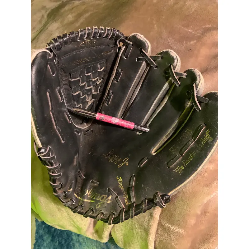Used Rawlings RBG39B Ken Griffey Jr Baseball Glove