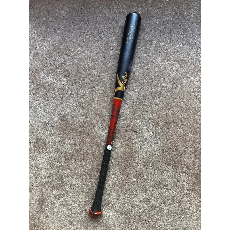 Lightly Used Victus pro reserve maple Tatis23 maple bats 31/28