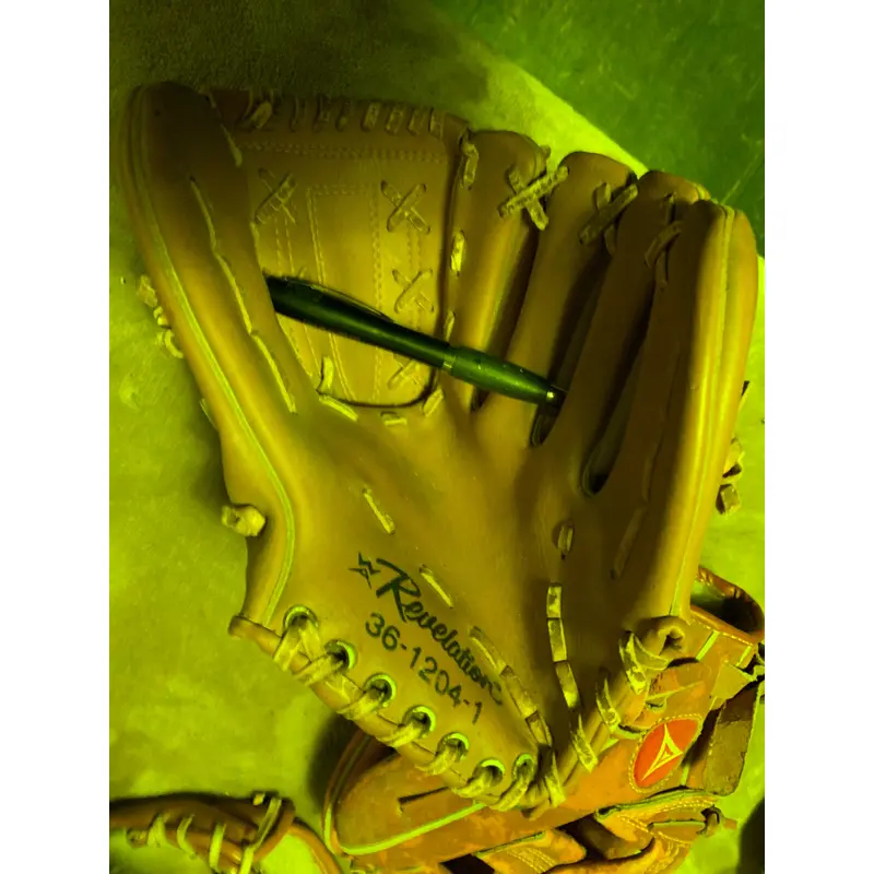 Used Revelation 36-1204-1 Glove