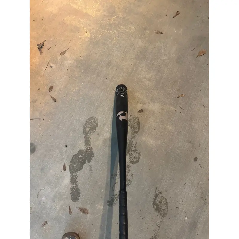 2025  DeMarini Bat (-3) 31 oz 34" (New)