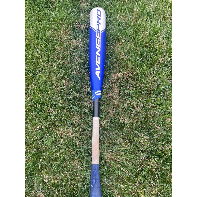 2022 AXE Avenge USSSA Certified Bat (-8) Composite 22 oz 30" (Used)