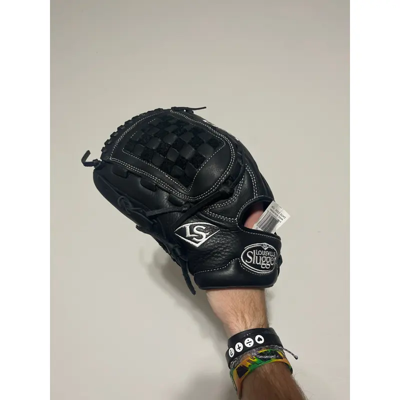 Louisville slugger xeno 12 lefty baseball glove