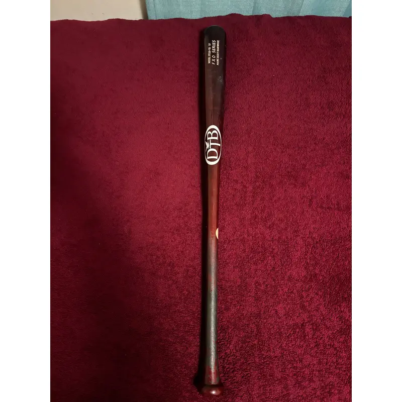 2024 Dove Tail Bat DT110-SD Bat  Birch 30 oz 33" (Used)