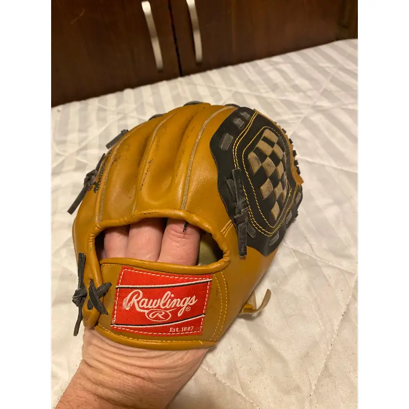 Vintage Rawlings 10 Alex Rodriguez Autograph Model Baseball Glove