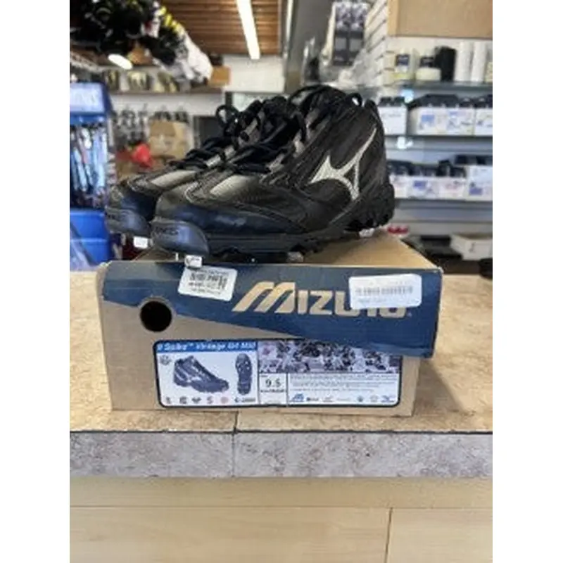 Black New Size 9.5 (Women's 10.5) Adult Men's Mizuno High Top Metal