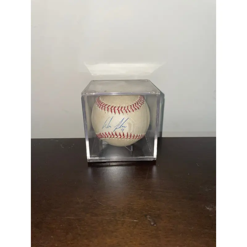 Signed MLB baseball (Wilmer Flores) game used