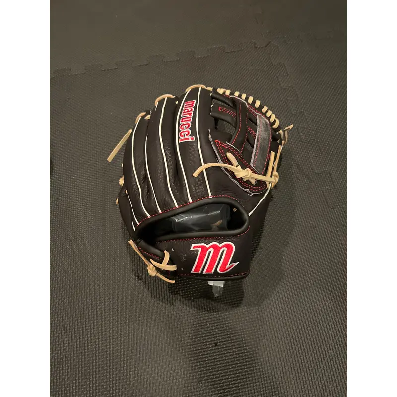 New 2023 Marucci Acadia Series RHT 12" Baseball Glove