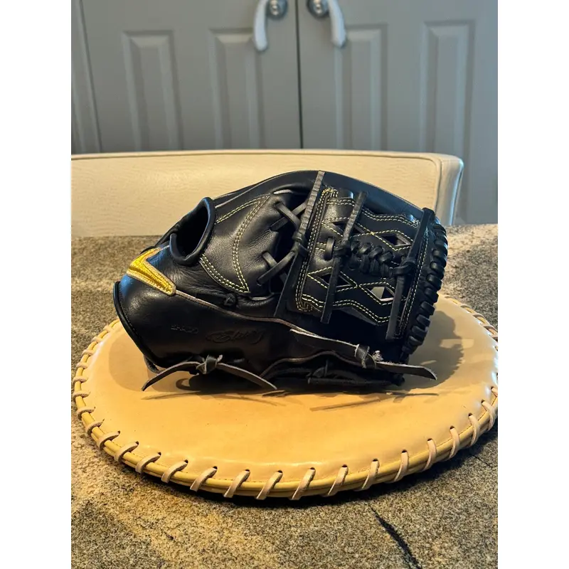 Rare NikeShado Elite J 11 Kip                                          Trade Only