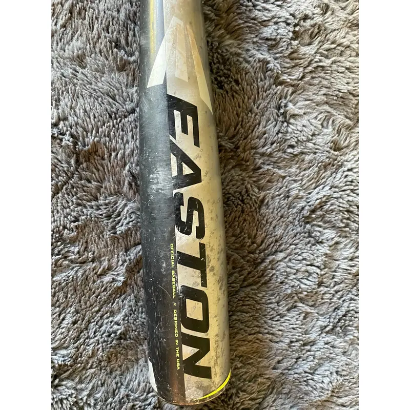 Used  Easton USSSA Certified Composite 19 oz 29" S2 Bat