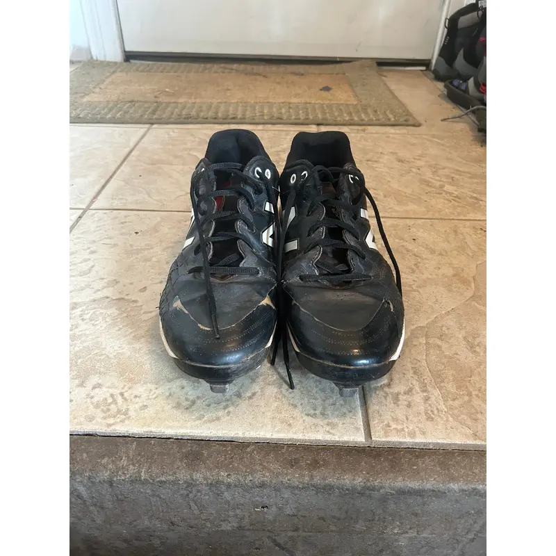 Black Men's Metal Low Top 4040