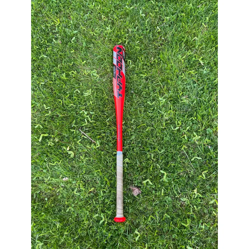 EASTON Typhoon Baseball Bat