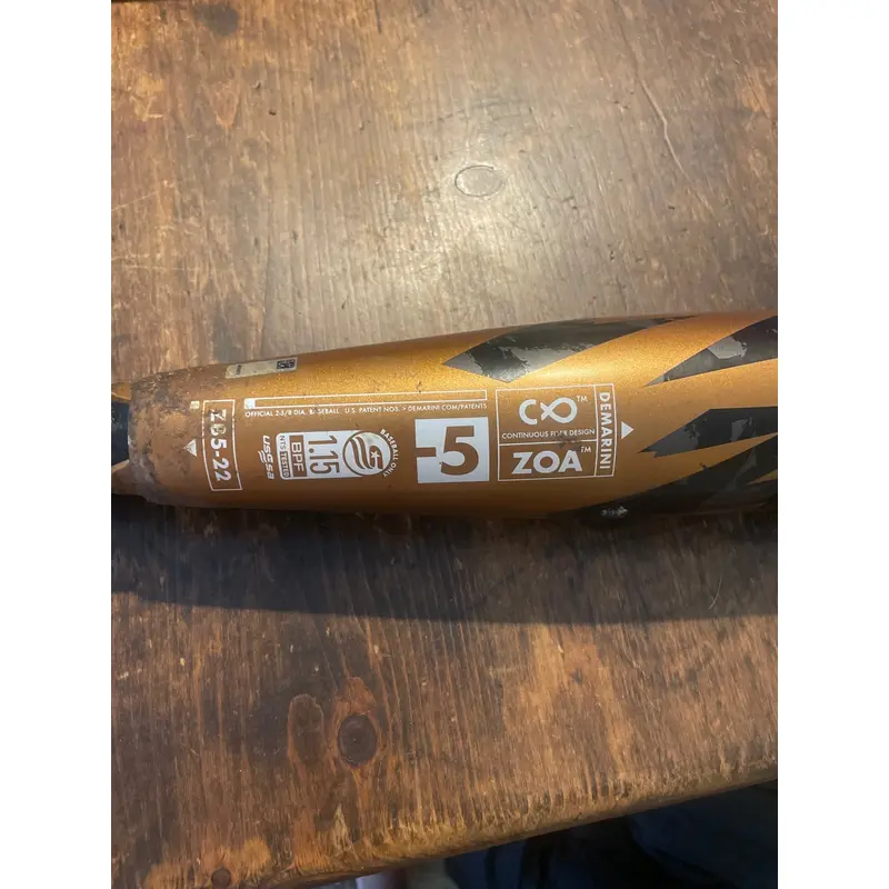 Used 2023 DeMarini USSSA Certified Composite 26 oz 31" Zoa Bat
