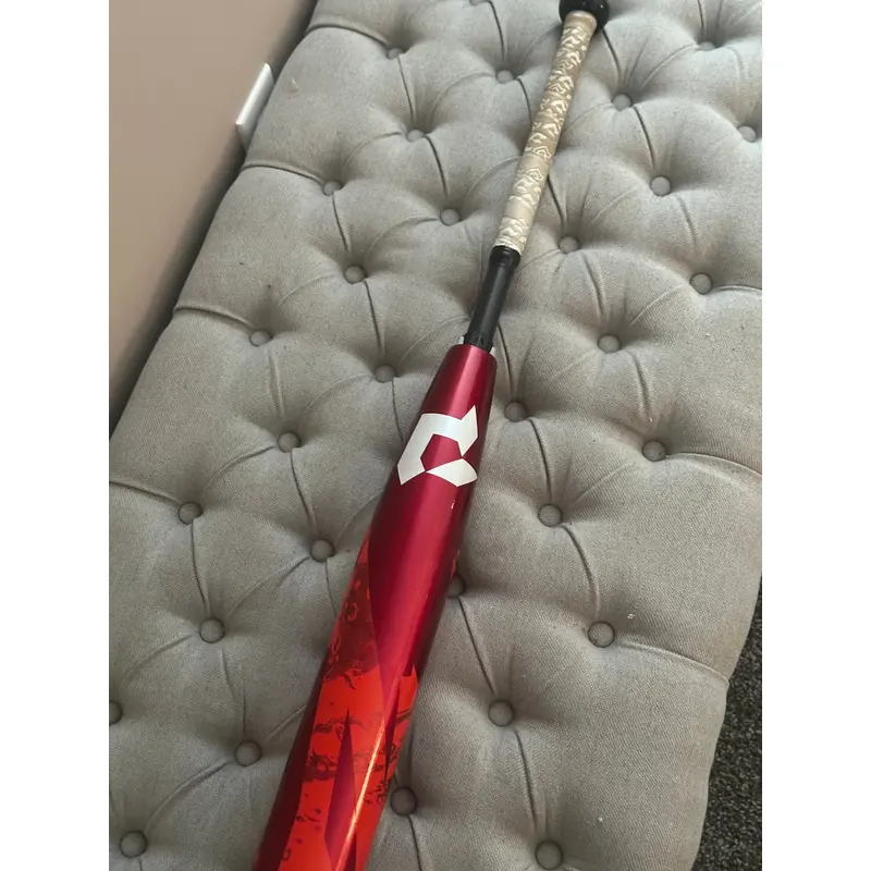 Used 2024 DeMarini USSSA Certified Composite 22 oz 30" Zoa Bat