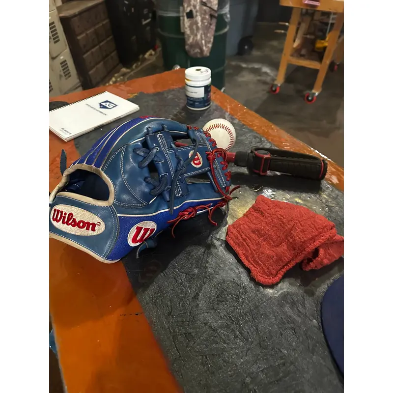 Used 2020 Infield 11.75" A2000 Baseball Glove