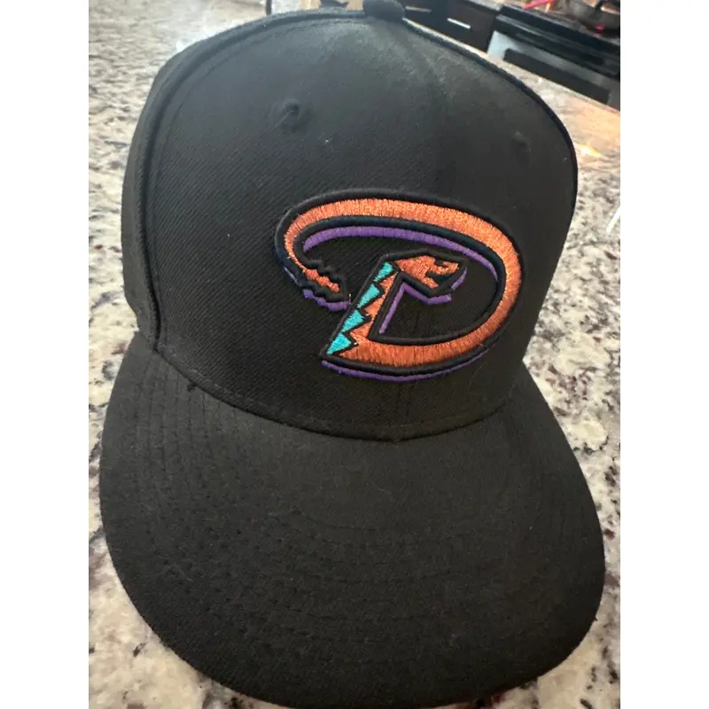 Nice Diamondbacks Hat 7 3/8