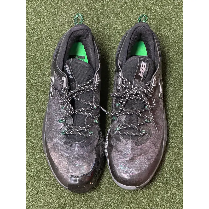 UA Harper 8 Low St Mens 11.5 Metal Cleats (80199)