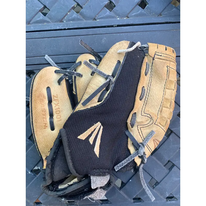 Easton baseball glove