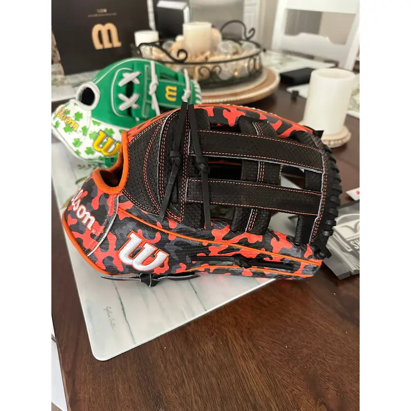 New Wilson Custom GOTM October 2024 A2000 SC1777SS WBW1027911275 12.75"