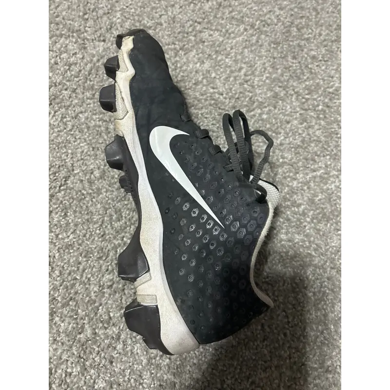 Nike baseball cleats