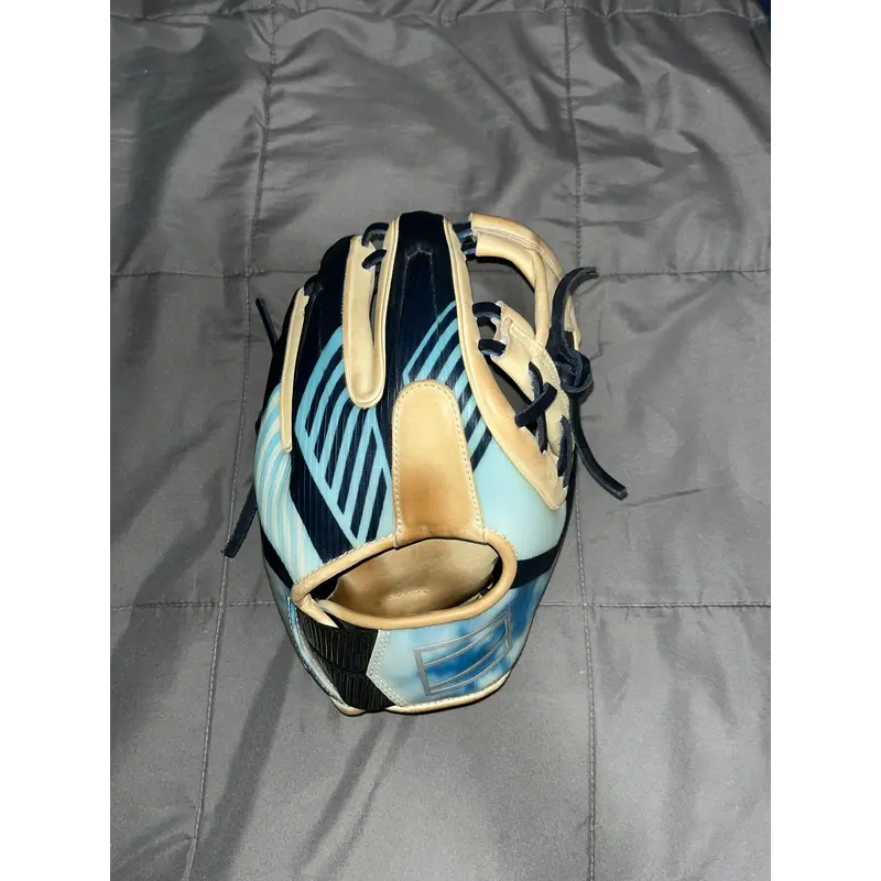 Infield 11.5" REV1X Baseball Glove Clouds