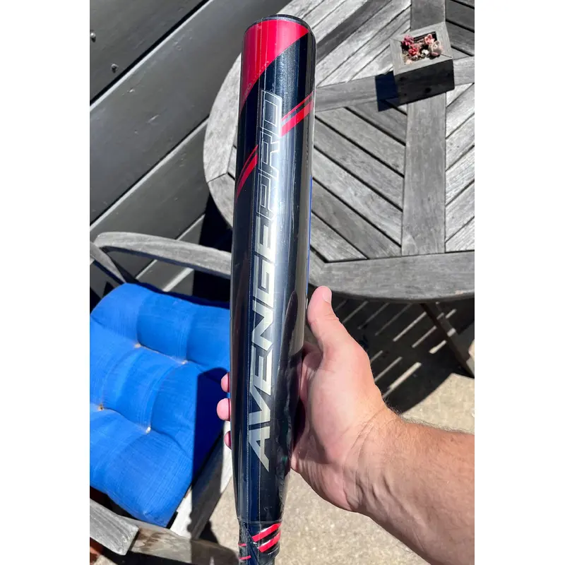 New BBCOR Certified 2022 AXE Avenge Pro Bat (-3) 30 oz 33"