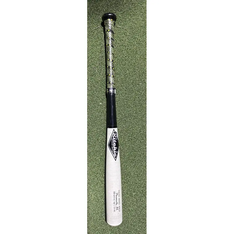 Used  (-8) 21 oz 29" Bat