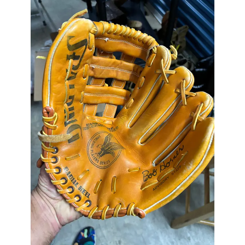 Spalding Bob Horner 42-235 11 Baseball Glove Vintage Leather Right Hand Throw